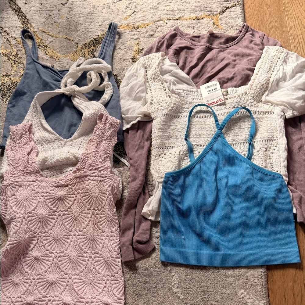 size s crop top bundle